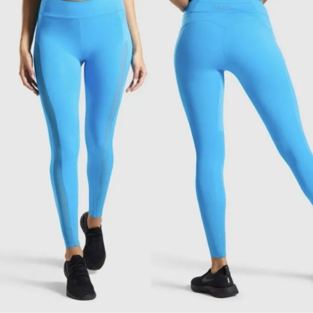 Gymshark Move Leggings in Sour Blue small